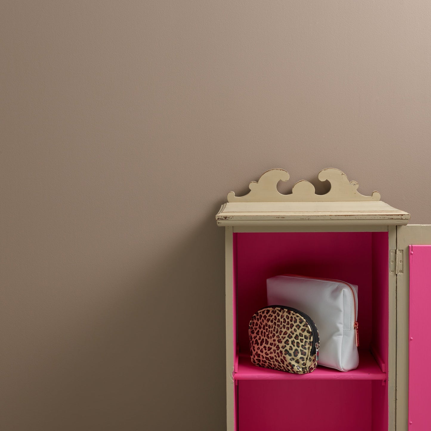 Frenchic Wholly Moley- Peel & Stick Paint Sample